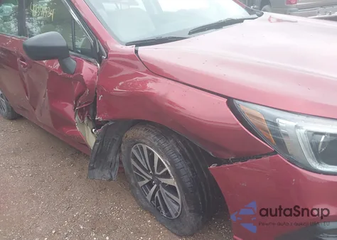 2018 Subaru Legacy 2.5I из США, поврежденный, VIN 4S3BNAB60J3022498